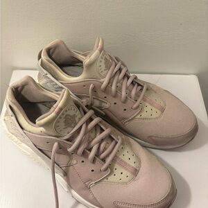 Nike Pink Huarache Shoes